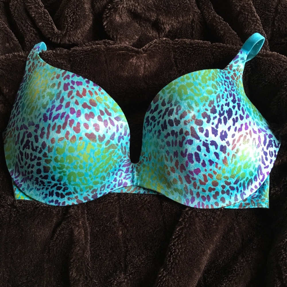 Victoria Secret Push Up Bra 36D
